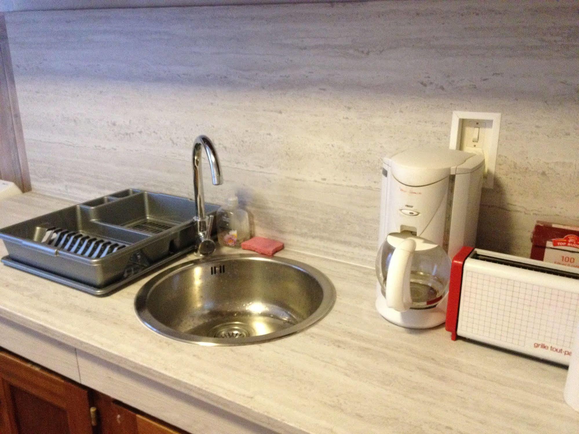 Appartement La Plage En Provence Le Pradet Kültér fotó