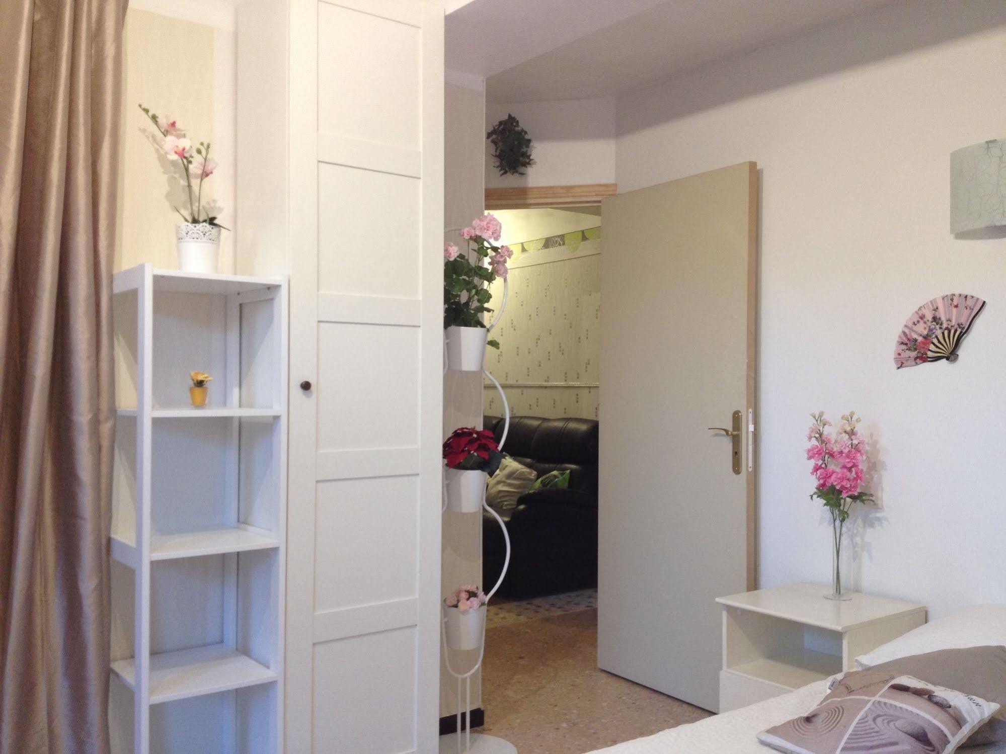 Appartement La Plage En Provence Le Pradet Kültér fotó