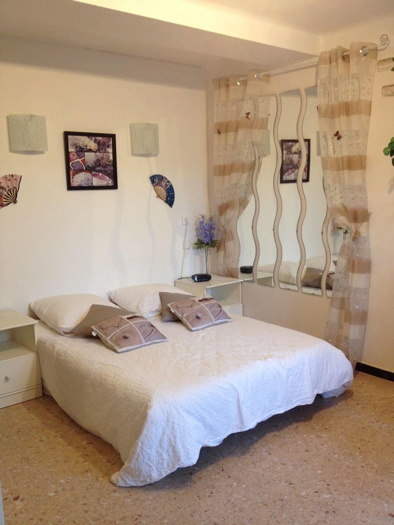 Appartement La Plage En Provence Le Pradet Kültér fotó