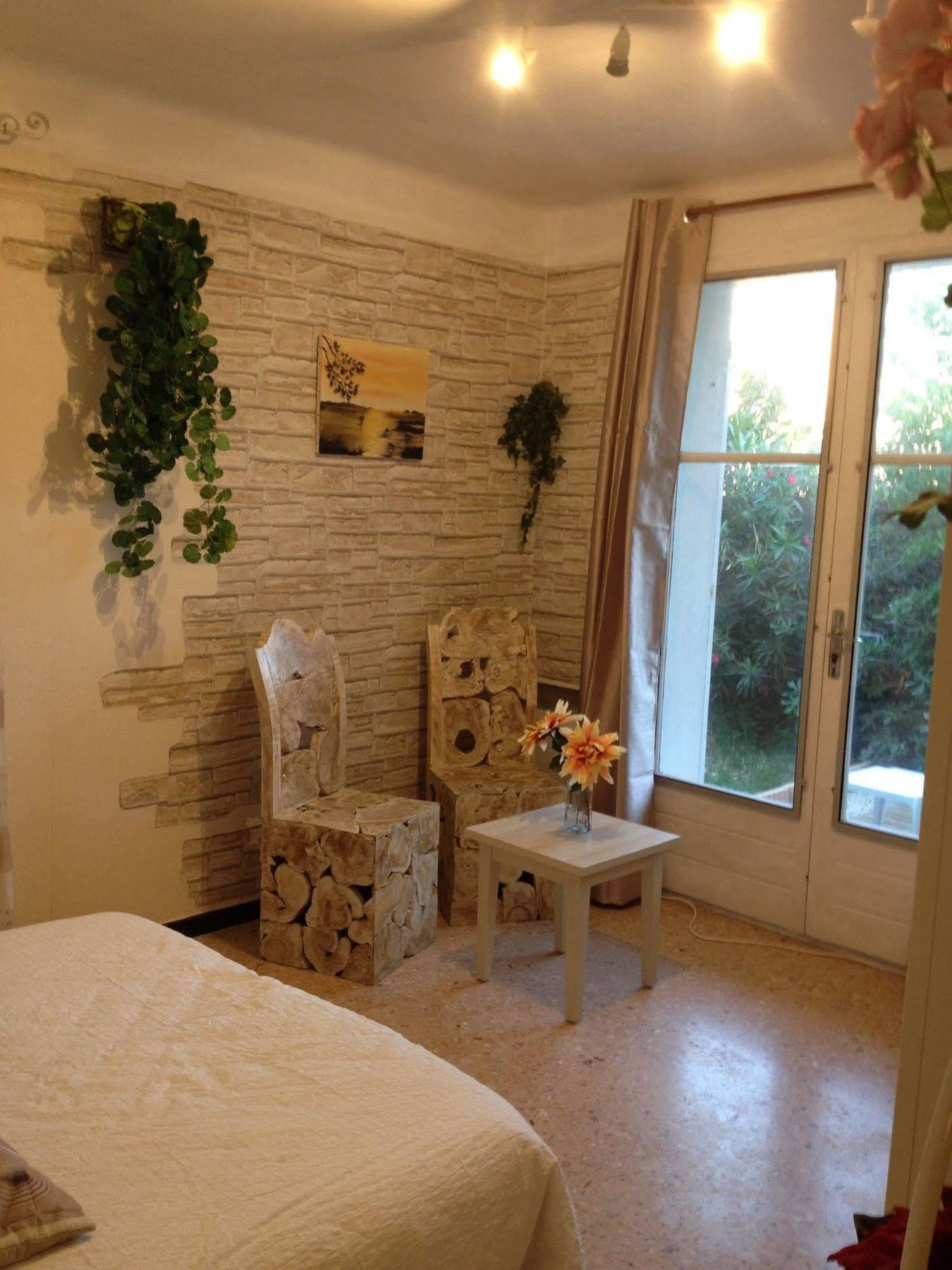 Appartement La Plage En Provence Le Pradet Kültér fotó